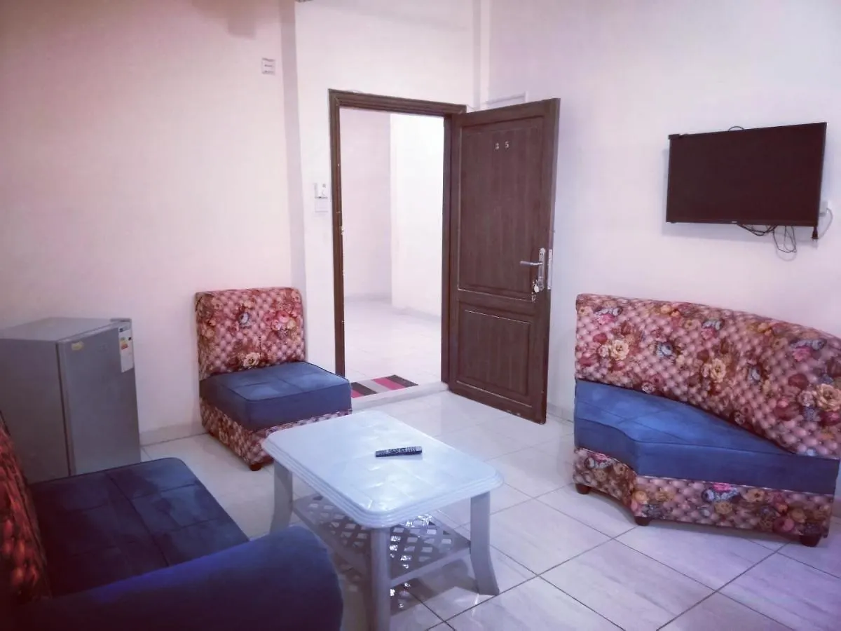 Hwi Apartments Akaba 0*,
